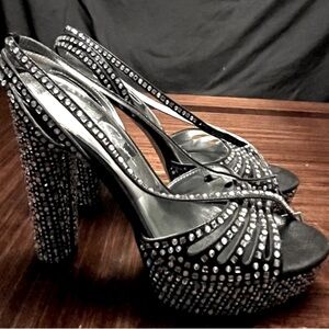 Jessica Simpson Black Sparkling Platform Heels